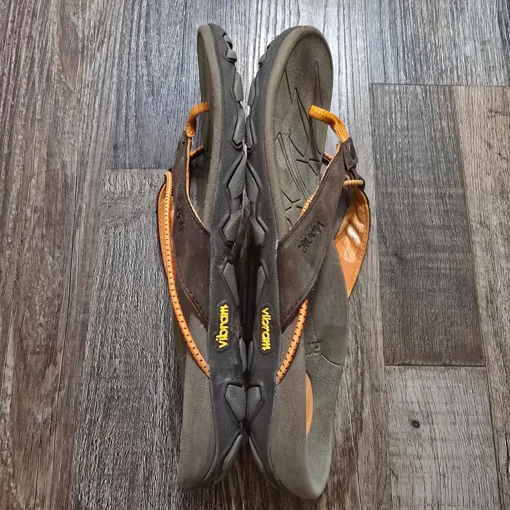Vionic Cascade Sandals Womens Size 7 Brown Orange Orthaheel Vibram Active Thong